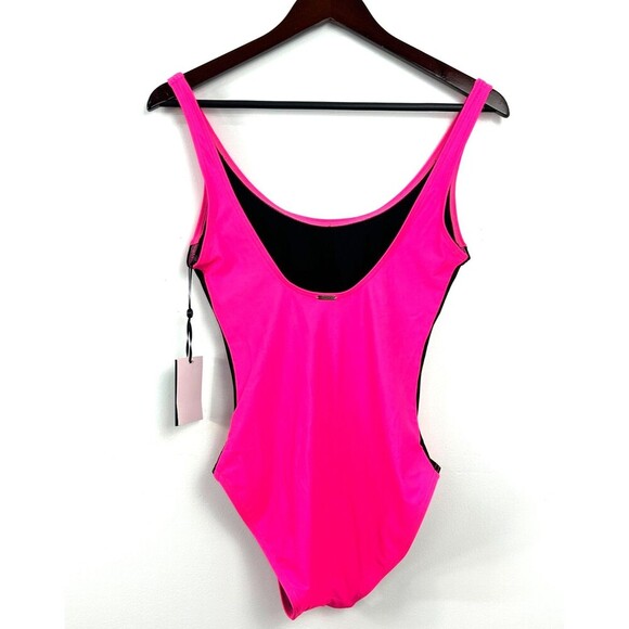 New DKNY One Piece Womens Sz 8 Hot Pink Swimsuit Beach Vacation Resort Rusching - Picture 6 of 10